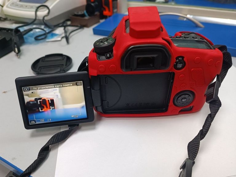 Купити Canon eos 6d mark ii body Б/У