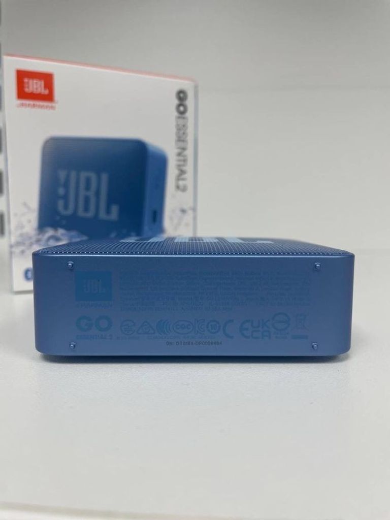 Дешево Jbl go essential 2 з ломбарду
