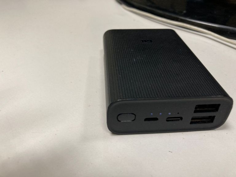 Купити Xiaomi mi power bank 3 ultra compact 10000mah pb1022zm Б/У