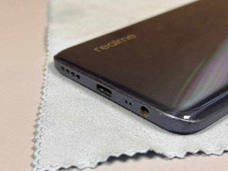 Распродажа Realme 8 6/128gb, продавец Техноскарб