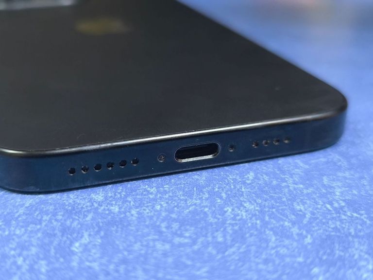 Дешево Apple iphone 16 pro max 256gb з ломбарду