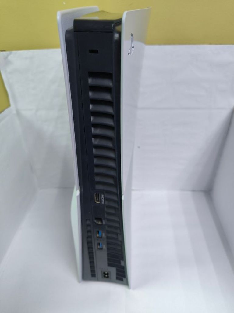 Дешево Sony PlayStation 5 825GB з ломбарду