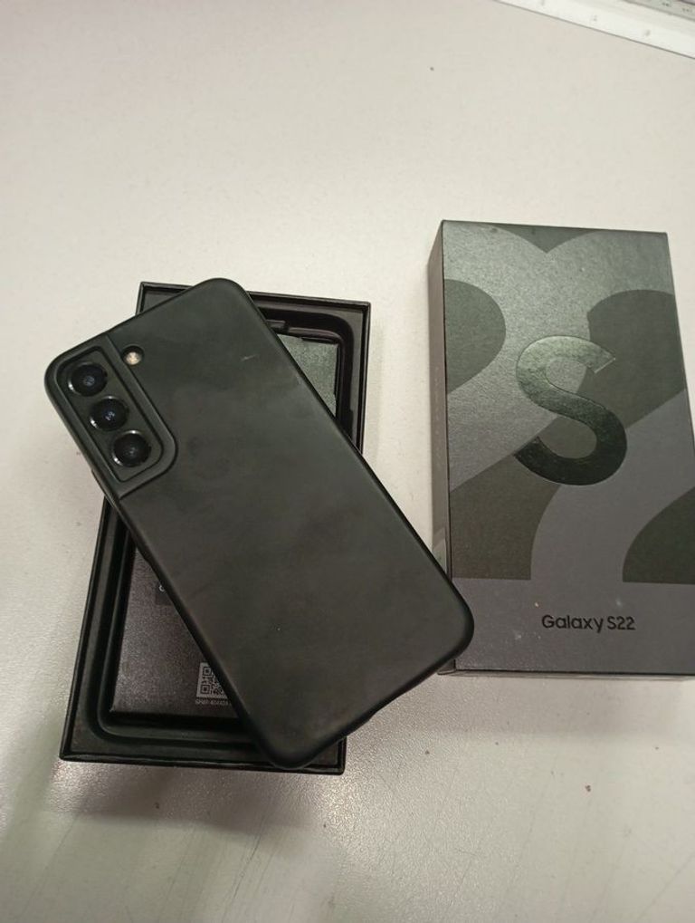 Объявление Samsung s901b galaxy s22 8/128gb Б/У
