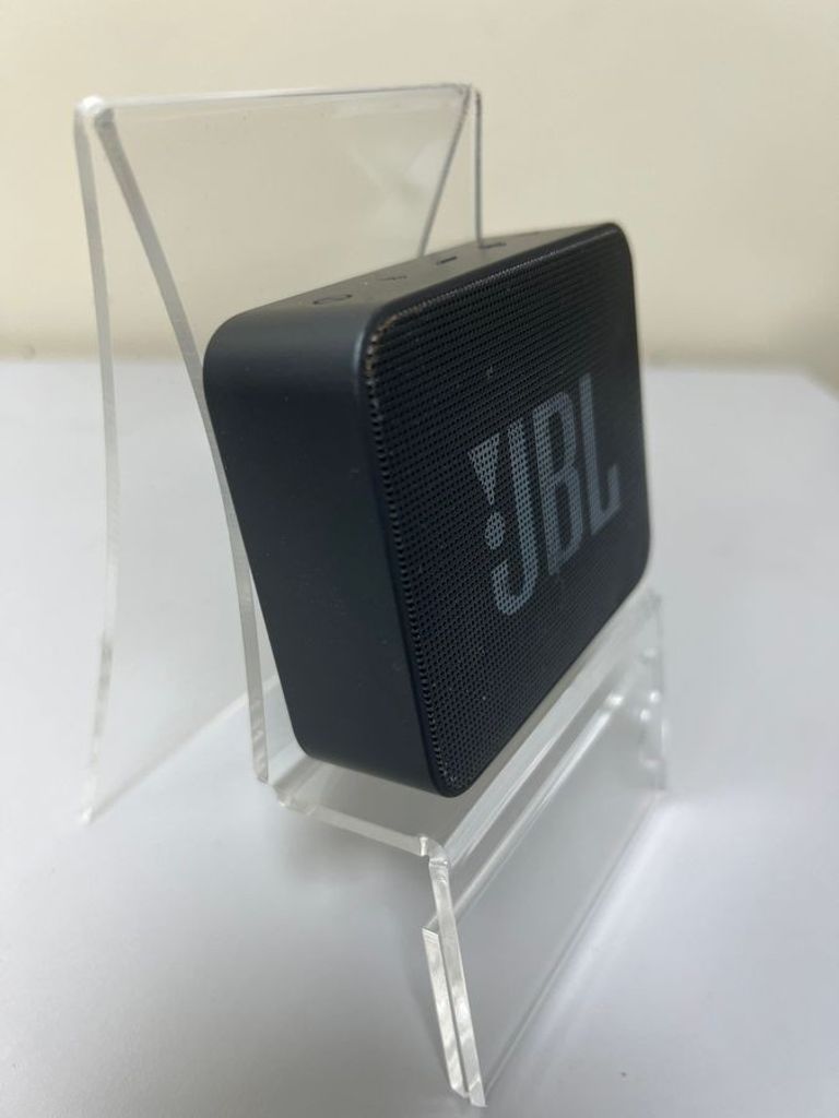 Оголошення Jbl go essential Б/У