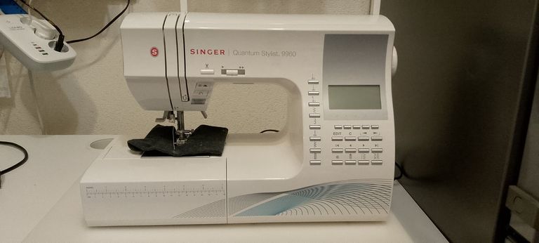 Купити Singer Quantum Stylist 9960 Б/У