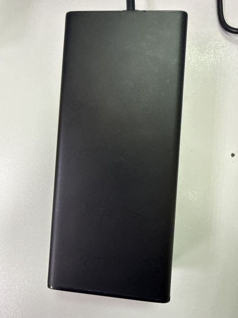 Дешиво Baseus 22.5w 30000mah с ломбарда