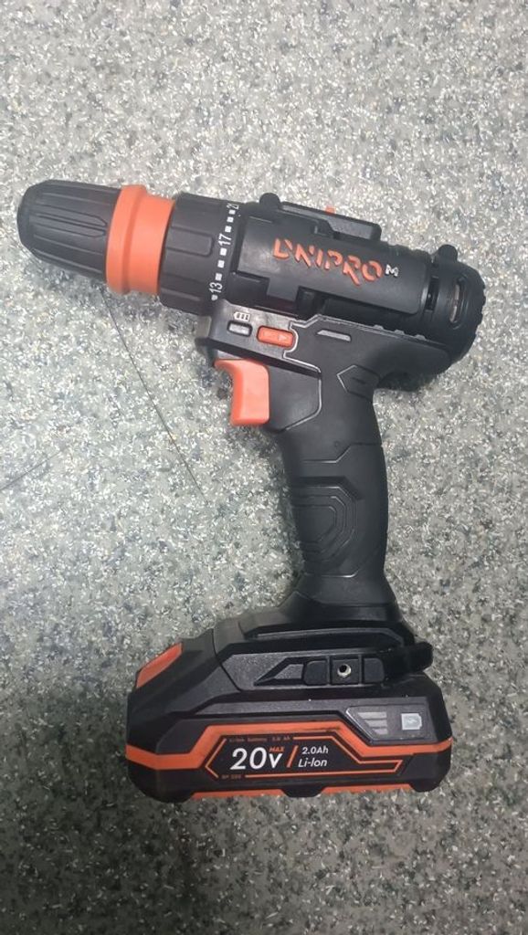 Оголошення Dnipro-M cd-218q 1акб 2ah зп Б/У