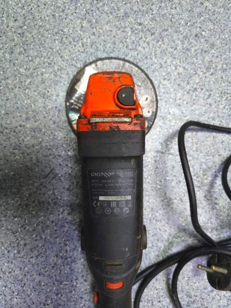 Дешево Dnipro-M gl-125s з ломбарду