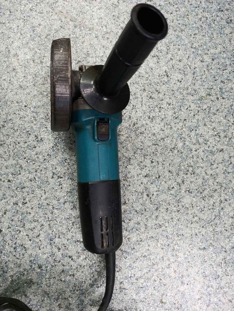 Объявление Makita 9557nb Б/У