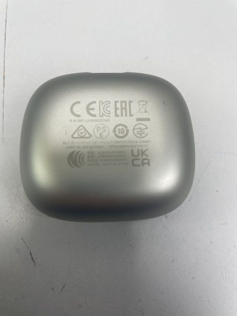 Дешиво Jbl live pro 2 с ломбарда