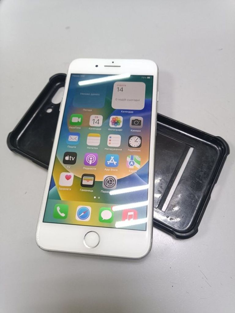 Купить Apple iphone 8 plus 64gb Б/У