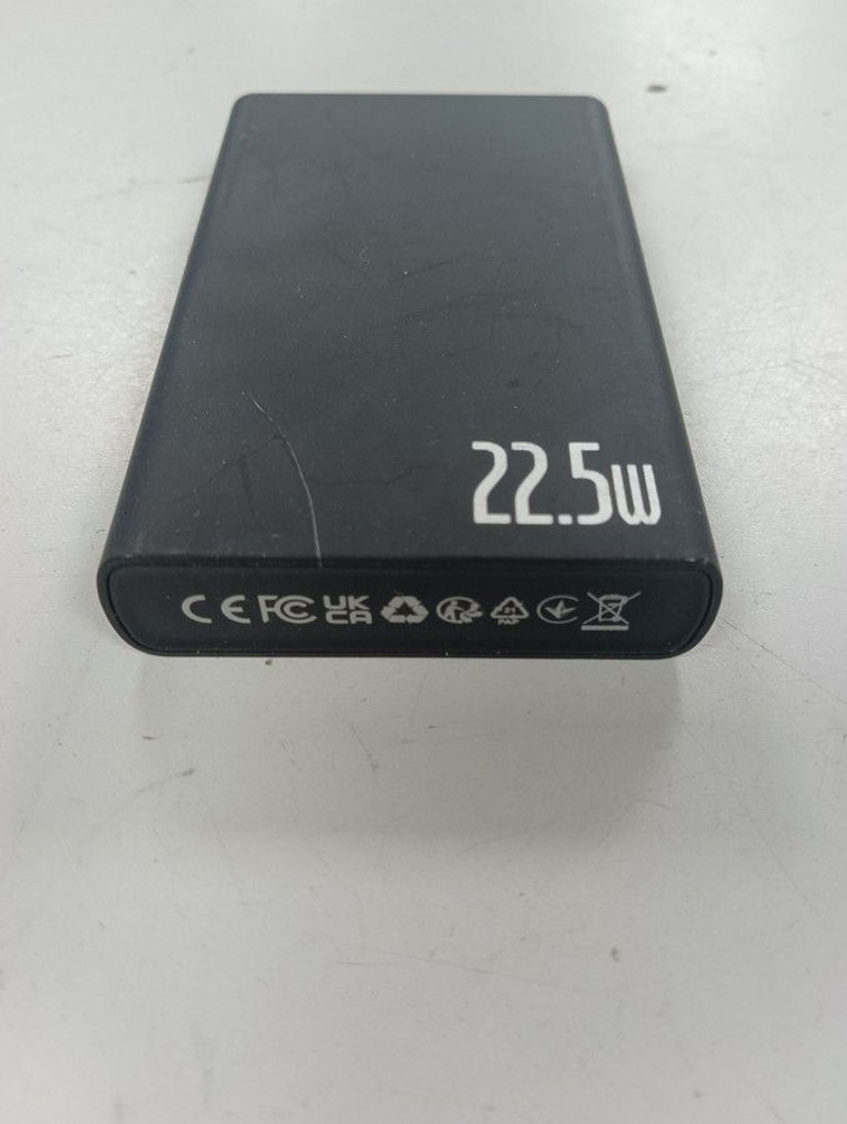 Купить Proove hyper flux plus 22.5w 10000mah Б/У