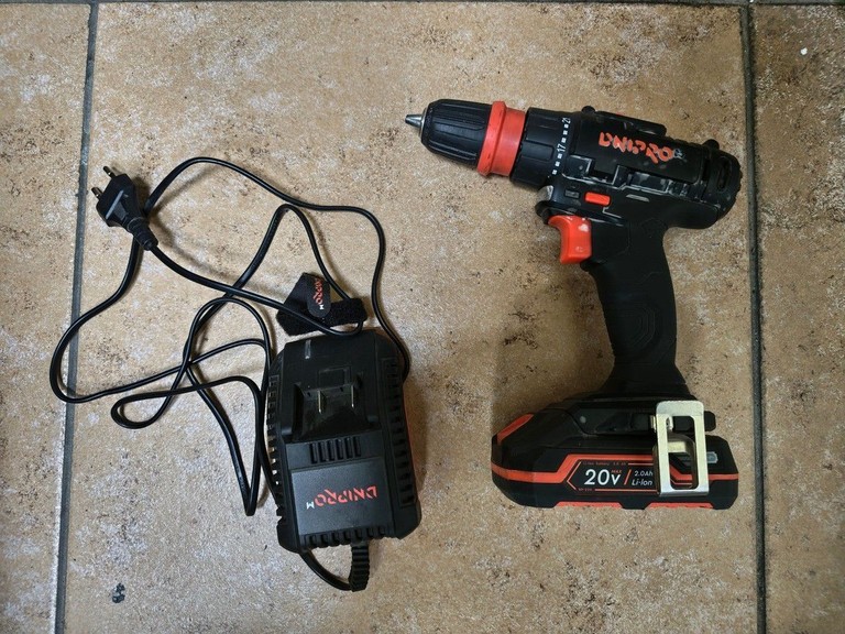 Купити Dnipro-M cd-218q 1акб 2ah зп Б/У