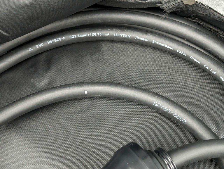 MEAC-S-016A-V1P1 — Type 2 3.6 kW 16 A 5M кабель для заряджання EV PHEV TUV. Код:null. Зображення 4