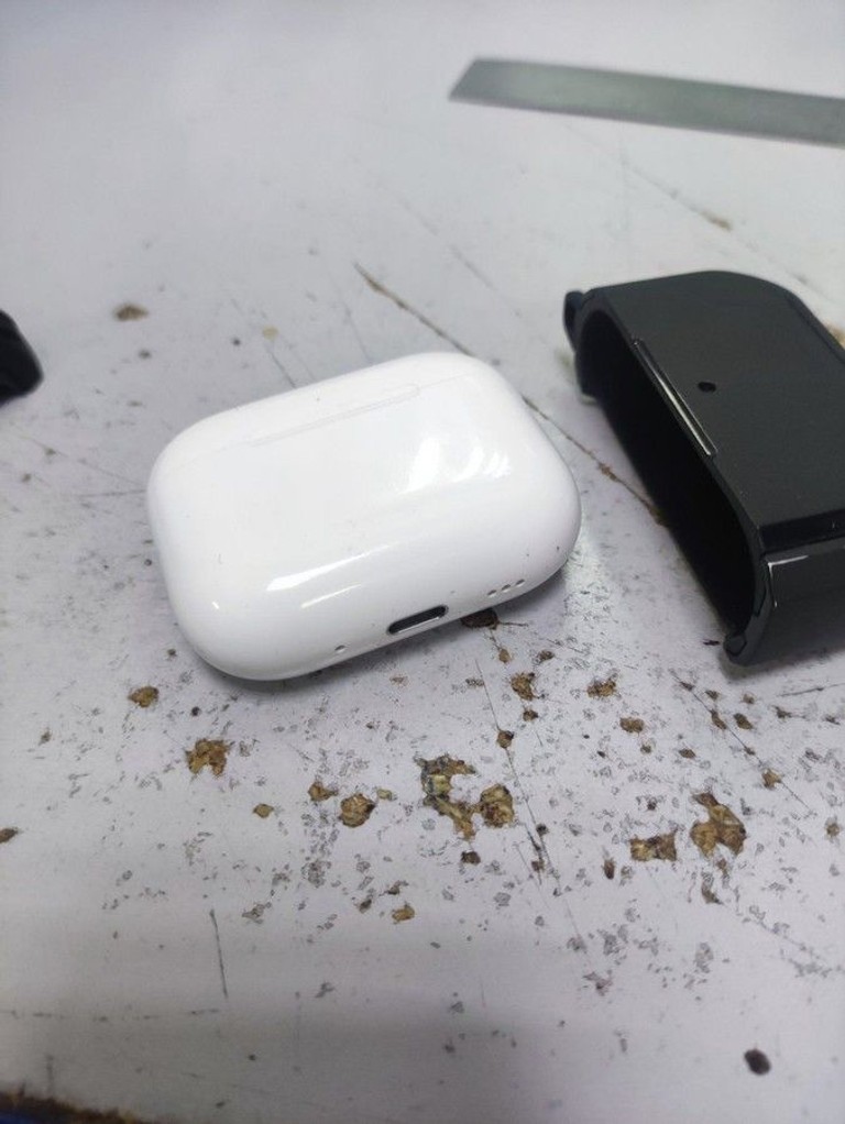 Дешиво AirPods Pro 3 с ломбарда