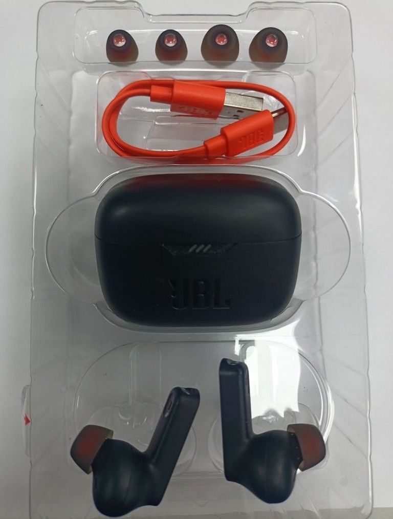 Оголошення Jbl tune 235nc Б/У