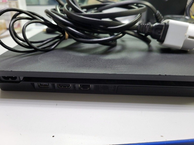  Sony PlayStation 4 Slim 1TB Black Код:01-200936182. Зображення 7