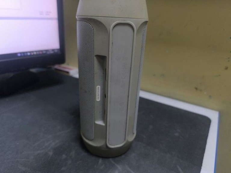 Дешево Jbl charge 2 з ломбарду