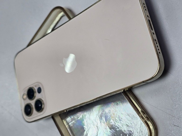 Дешево Apple iphone 12 pro 256gb з ломбарду