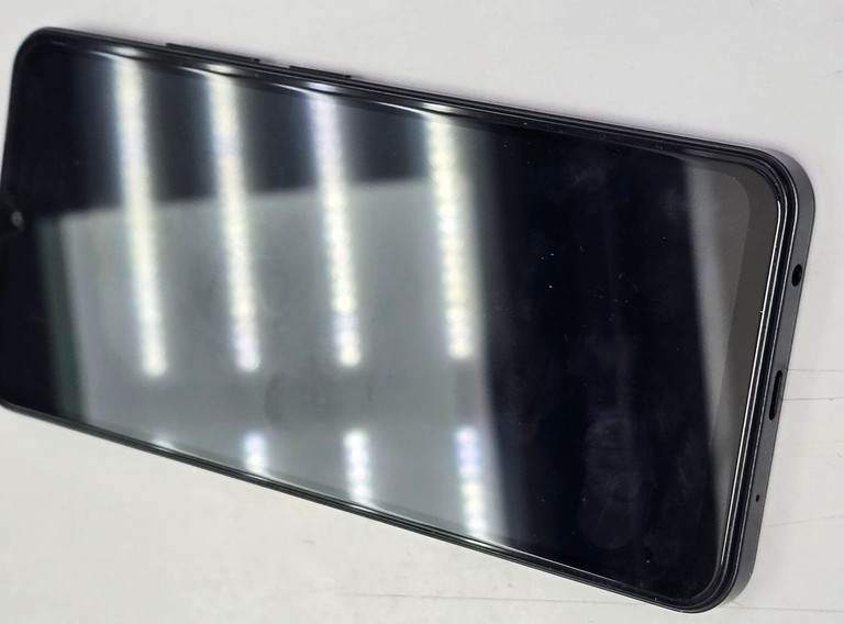 Дешево Xiaomi redmi a5 4/128gb з ломбарду