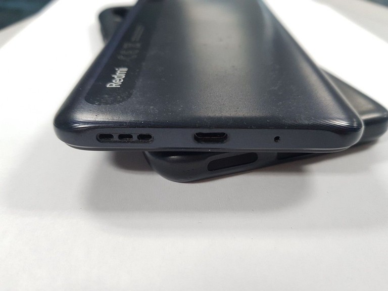 Дешиво Xiaomi redmi 9a 2/32gb с ломбарда