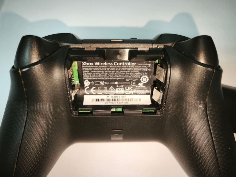 Microsoft xbox series x s wireless controller Код:01-200938629. Изображение 5