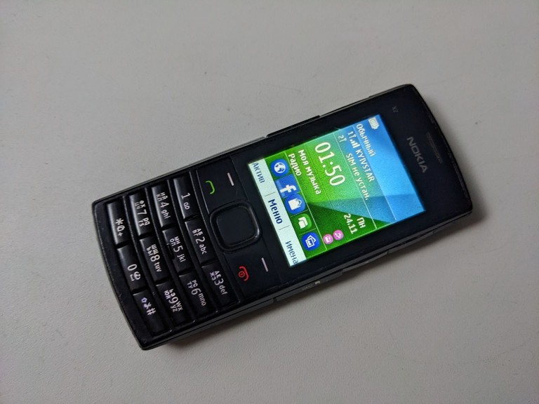 Купити телефон Nokia x2-02 Б.У.  Б/У