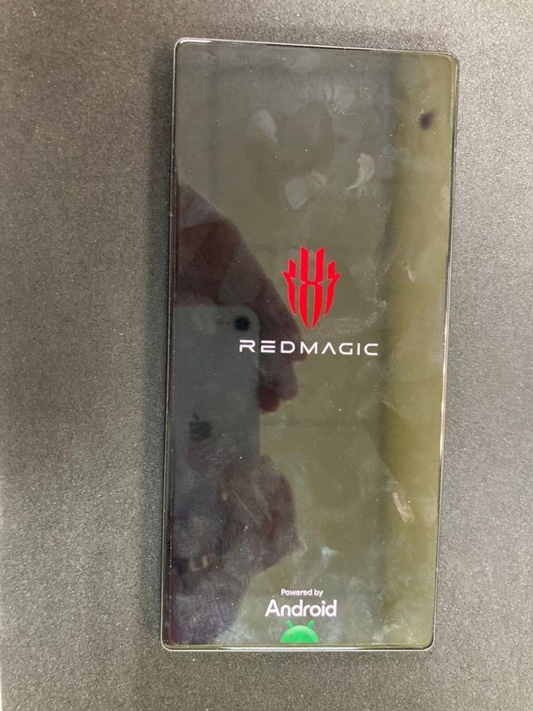 Дешево Zte REDMAGIC 11 Pro 12/256GB Cryo з ломбарду