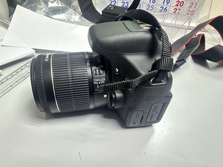 Дешиво Canon EOS 750D Body с ломбарда
