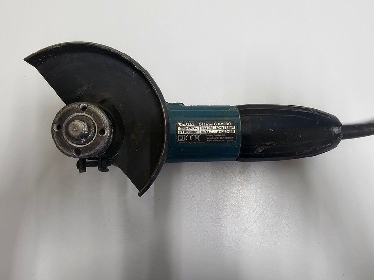Купити Makita GA5030 Б/У
