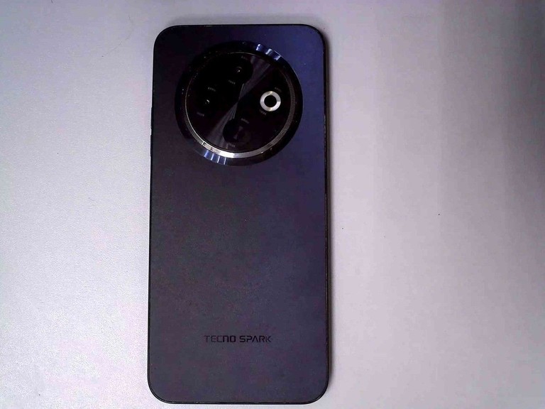 Дешево Tecno spark 30c kl5n 6/128gb з ломбарду