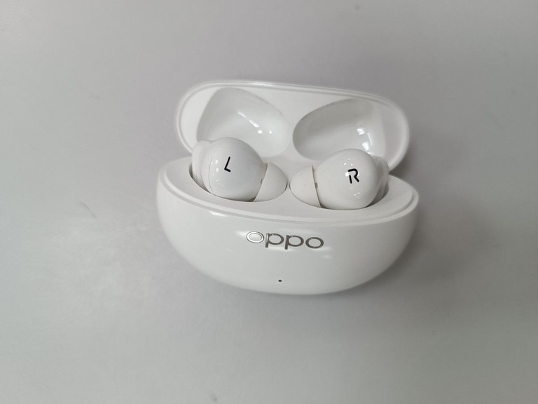 Купити Oppo enco air 3 pro Б/У