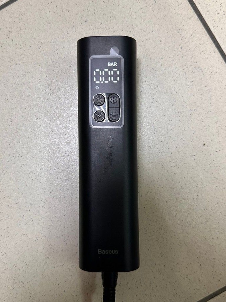 Дешиво Baseus Super Mini Inflator Pump CRCQ000001 с ломбарда
