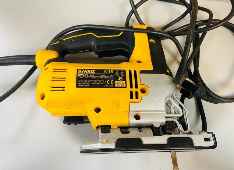 Дешиво Dewalt DW349 с ломбарда