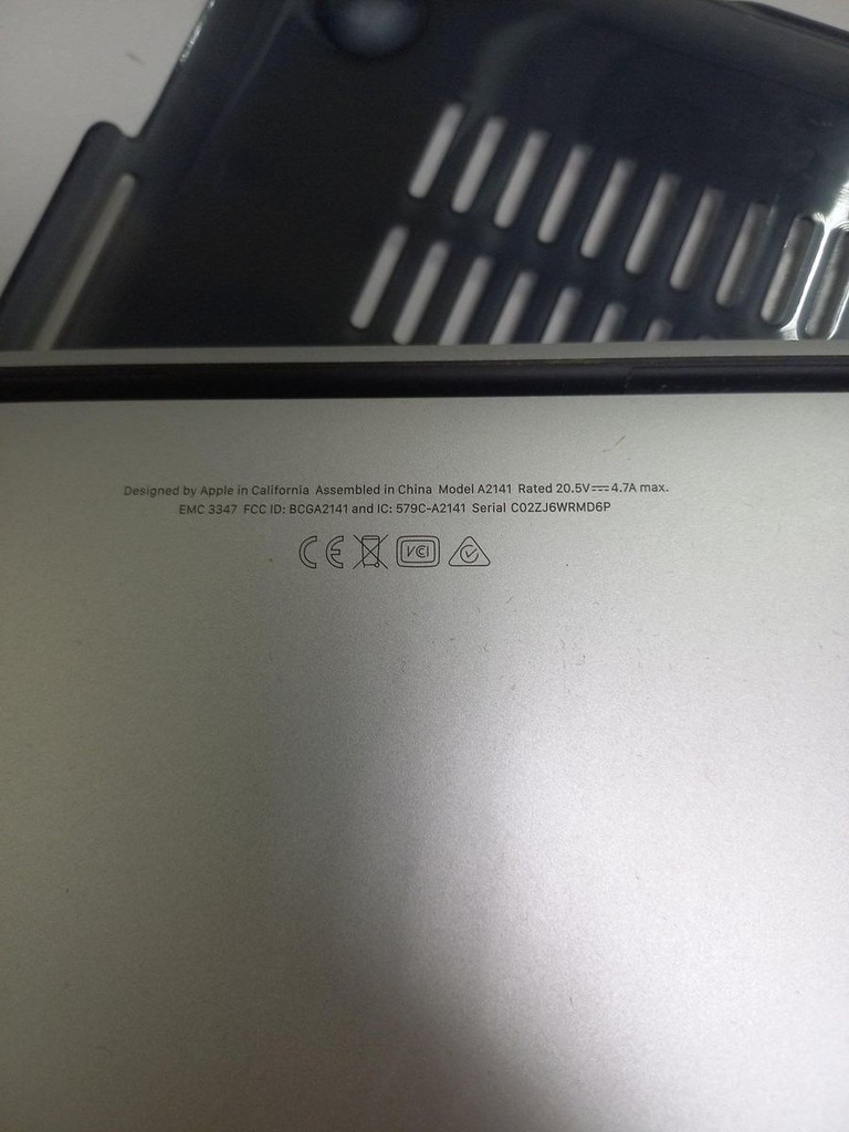 Розпродаж Apple macbook pro 16" 2019 a2141 core i7 2,6ghz/ram 16gb/ssd 512gb/intel graphics 630, продавець Техноскарб