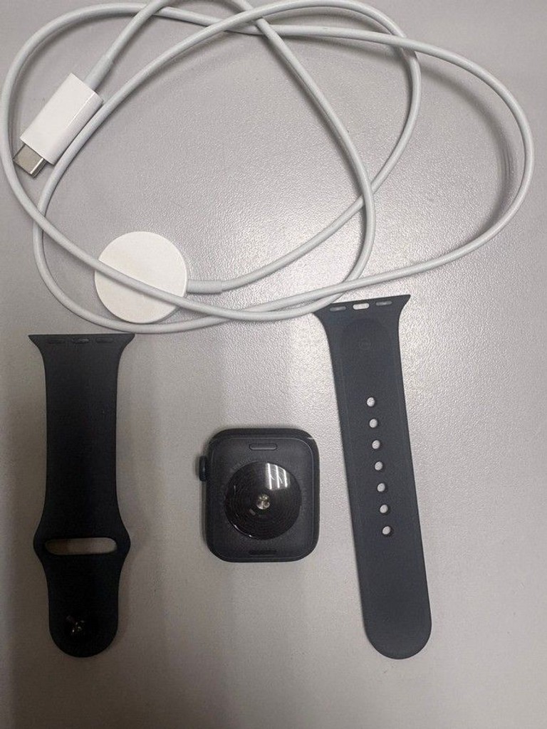 Дешево Apple watch se 2 gps 40mm aluminium case з ломбарду
