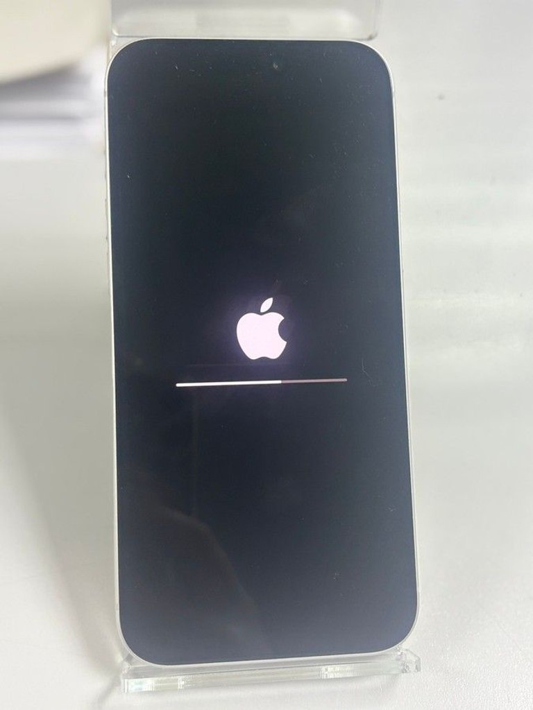 Apple iPhone 17 Pro Max 256GB eSIM Silver (MFXG4) Код:01-201081601. Зображення 5