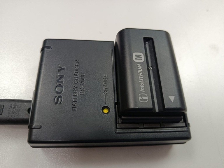 Розпродаж Sony alpha slt-a58 / dt sam ii 18-55mm, продавець Техноскарб