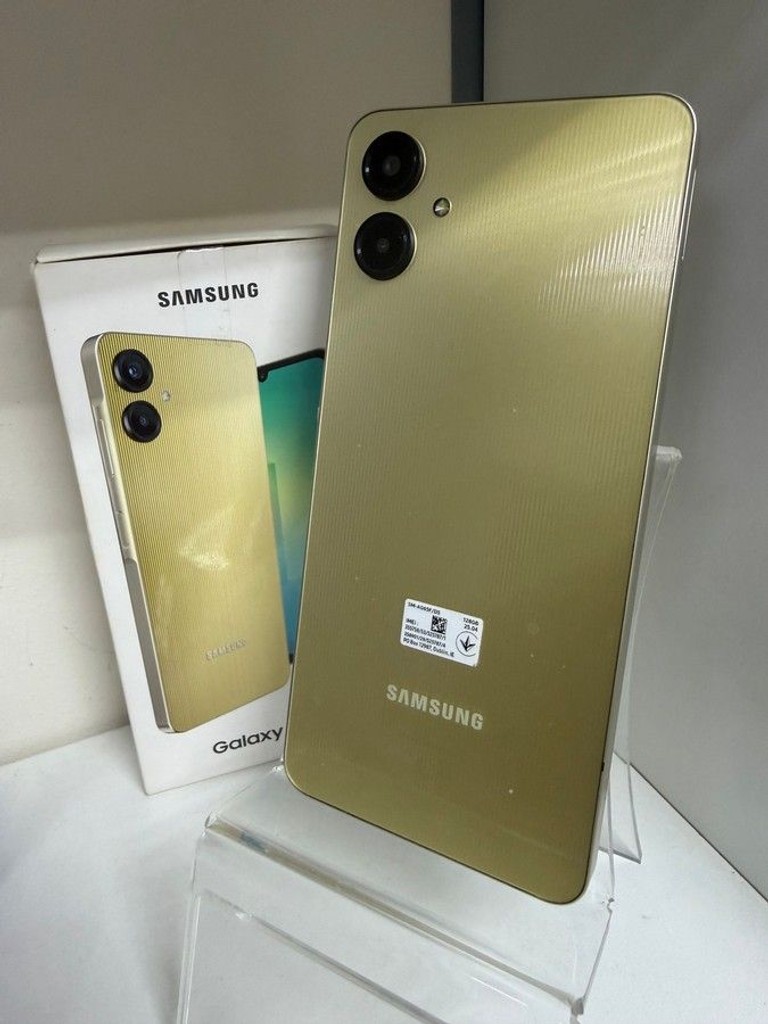 Купити Samsung galaxy a06 4/128gb Б/У
