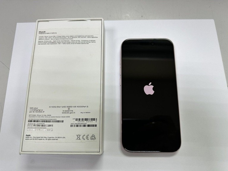 Розпродаж Apple iPhone 15 256GB Green, продавець Техноскарб
