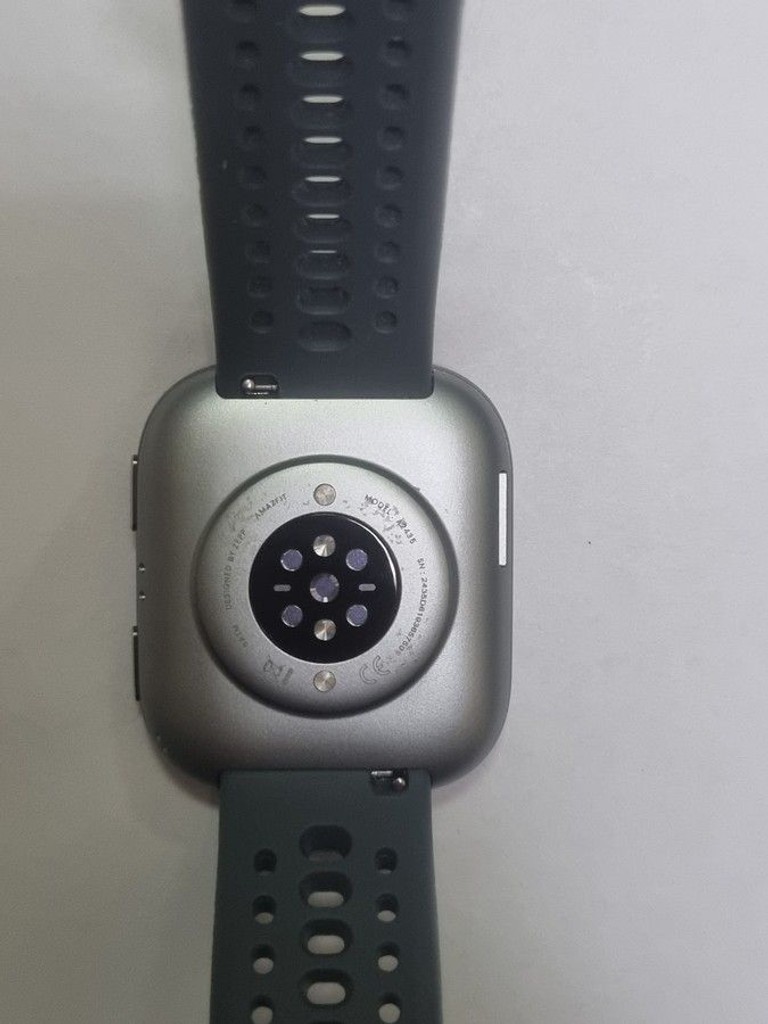 Распродажа Amazfit bip 6 w2435, продавец Техноскарб