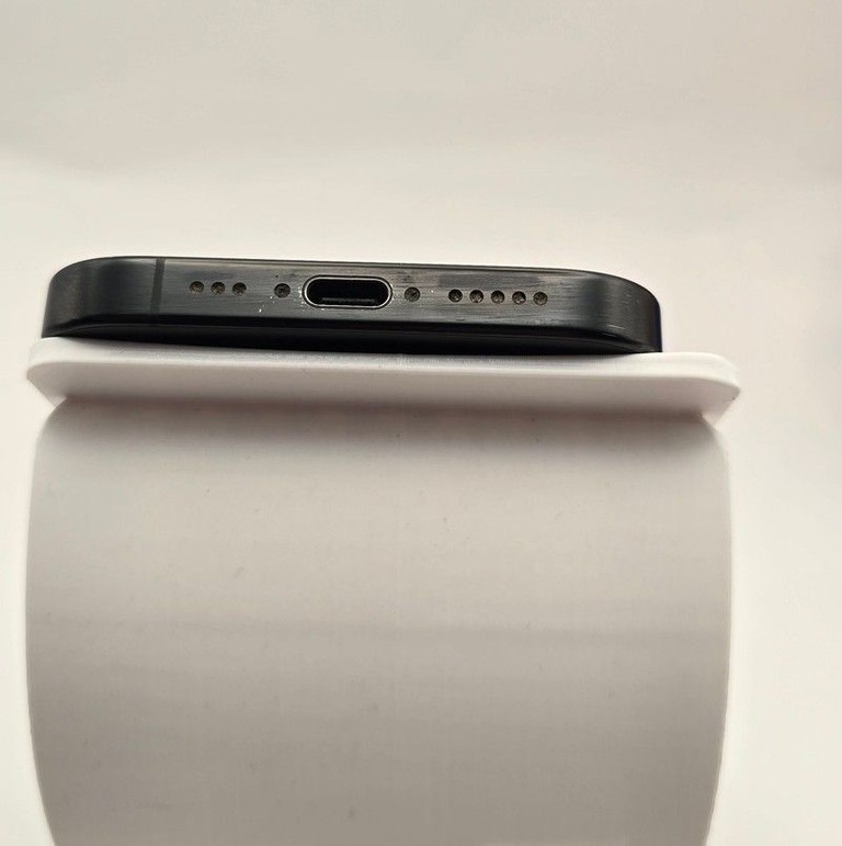 Apple iphone 16 pro 128gb Код:01-201116600. Зображення 6