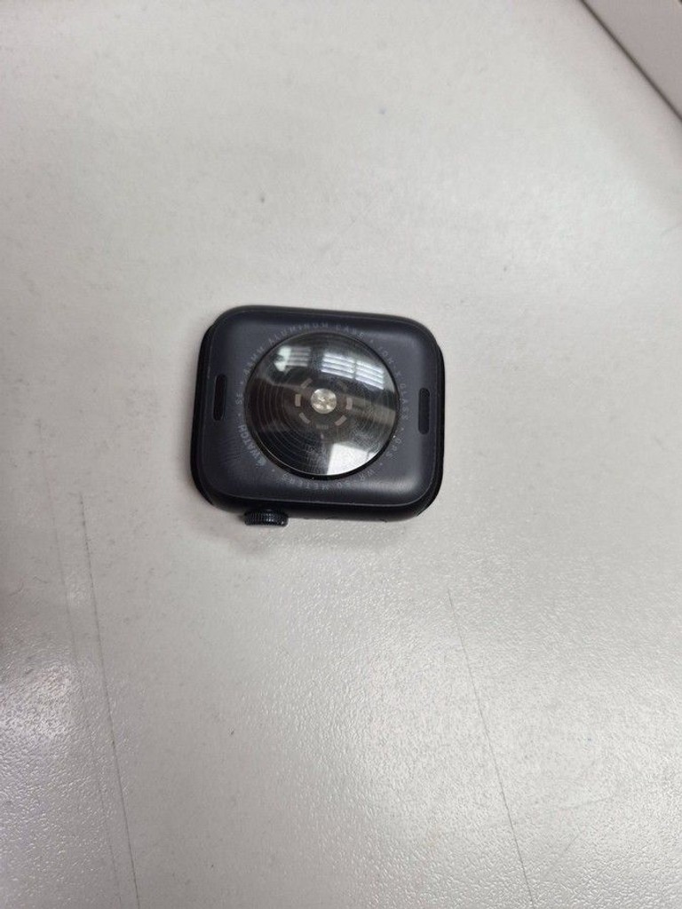 Оголошення Apple watch se 2 gps 44mm aluminium case Б/У
