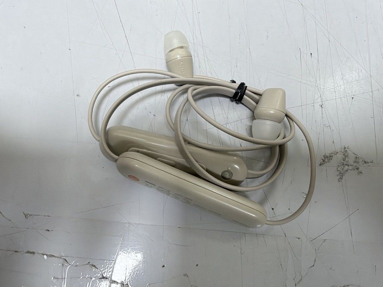 Купить Sony wi-c100 Б/У