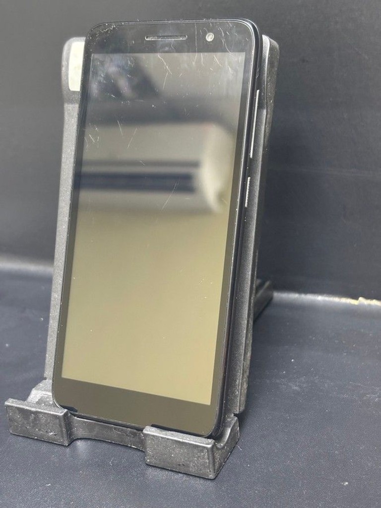 Дешево Alcatel 1 5033D 1/8GB Volcano Black (5033D-2HALUAA) з ломбарду