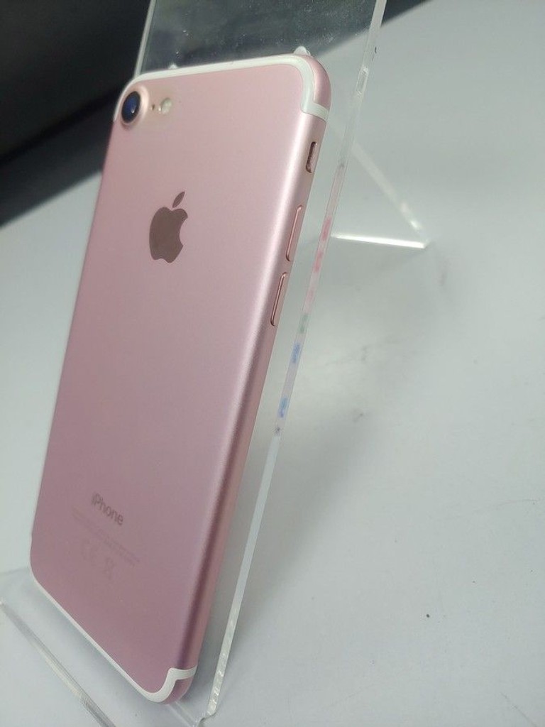 Розпродаж Apple iphone 7 32gb, продавець Техноскарб