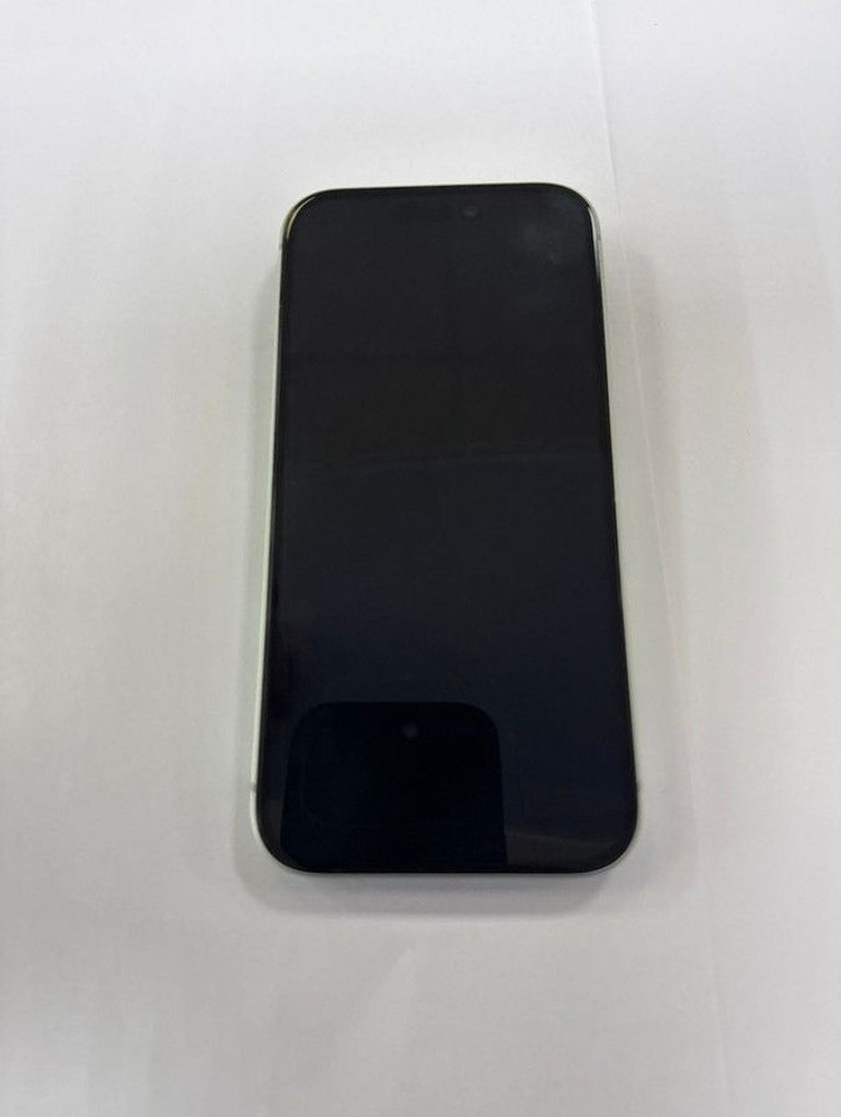 Apple iPhone 15 128GB Green Код:01-201163516. Зображення 6