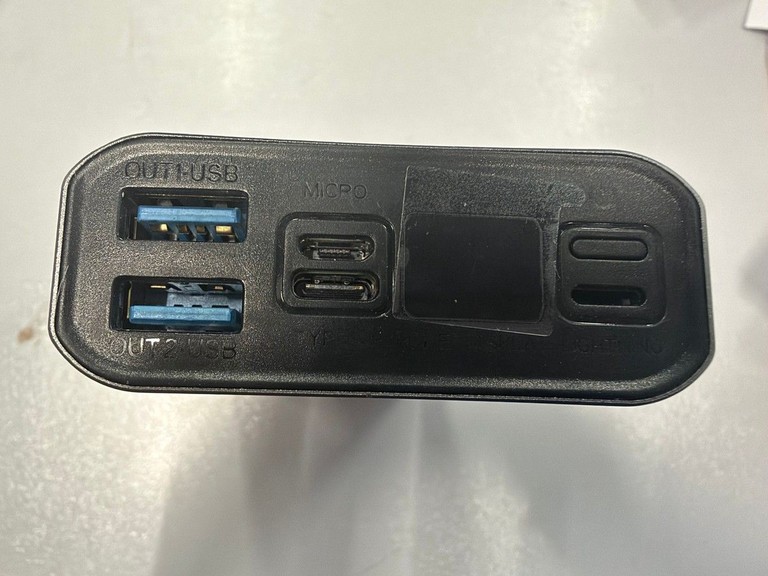 Дешиво Colorway cw-pb200lph3gr-pdd 20000mah 22.5w с ломбарда