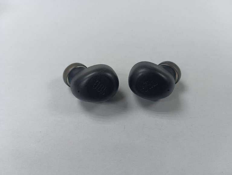 Дешиво Jbl wave buds с ломбарда