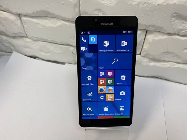 Microsoft lumia 950